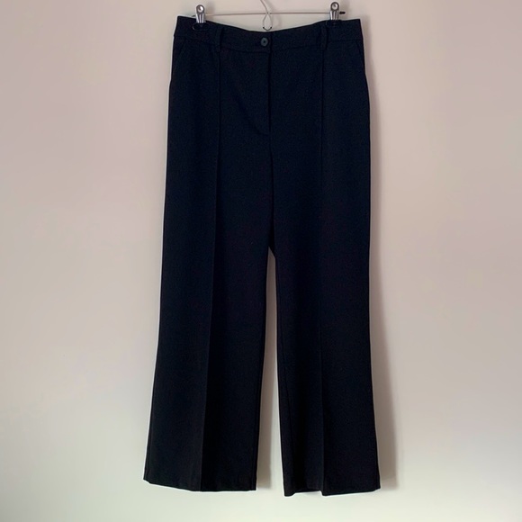 REITMANS black wide leg pants. Light weight, pockets-14 - Picture 3 of 9